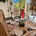 Cosy Avec Vue Imprenable, Pres De Piste Allos